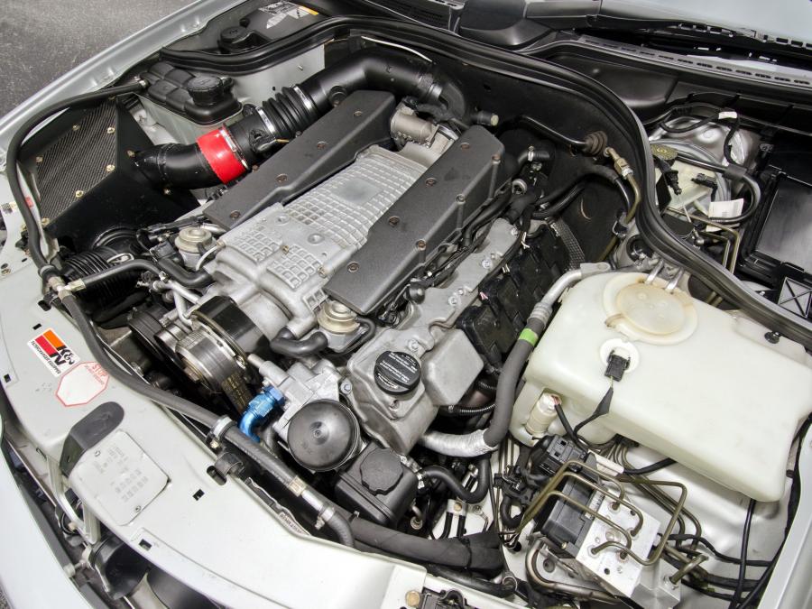  Mercedes-Benz CLK60 by Renntech 2000 года  (фото 7 из 10)